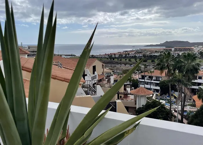 501.Serene Studio With Large Terrace And Pool