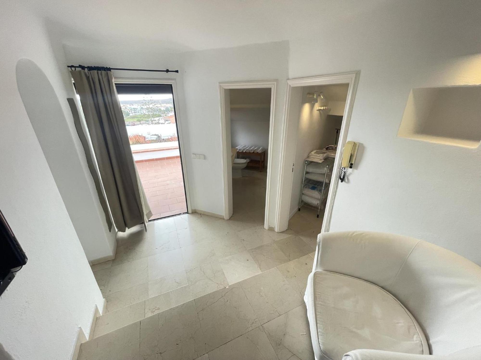 501.serene With Large Terrace And Pool Appartement San Miguel de Abona